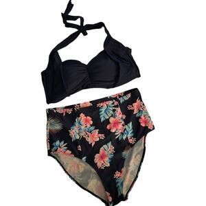 Forever 21 plus size 2 piece swimsuit size 3XL